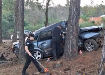Dos heridos graves como consecuencia de un violento despiste en Alem