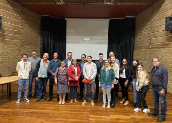 Se realizó en Alem la presentación del proyecto del Parlamento estudiantil municipal