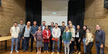 Se realizó en Alem la presentación del proyecto del Parlamento estudiantil municipal