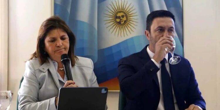 LA IRREVERSIBLE FRACTURA DE JUNTOS POR EL CAMBIO