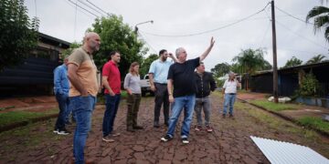 PASSALACQUA RECORRIÓ LA ZONA AFECTADA POR EL TEMPORAL EN LEANDRO N. ALEM