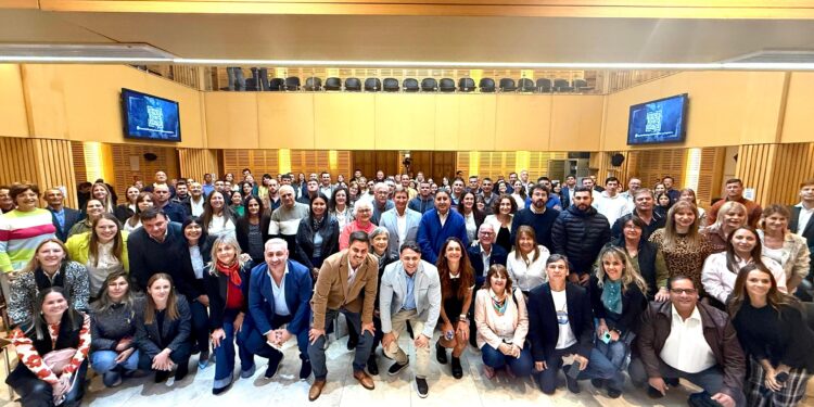 Concejales y Diputados consolidan una agenda común en un encuentro histórico