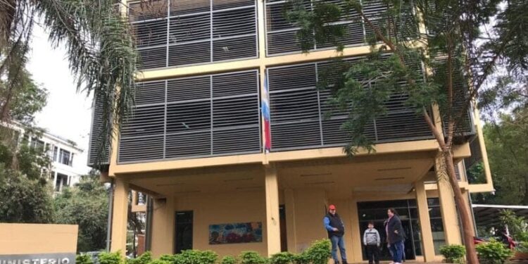 El Gobernador de Misiones, Hugo Passalacqua convocó a elecciones docentes para renovar autoridades del CGE y de las Juntas de Clasificación y Disciplina